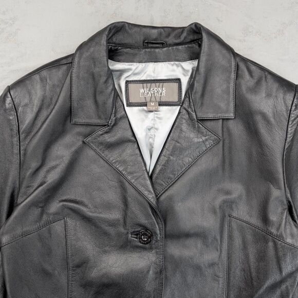 Vintage 1990s Wilsons Leather Black Button Font Jacket Women's Medium - Picture 2 of 5